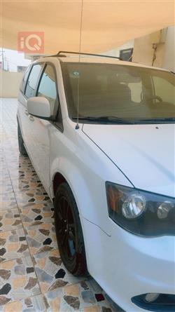 دودج جراند كارافان